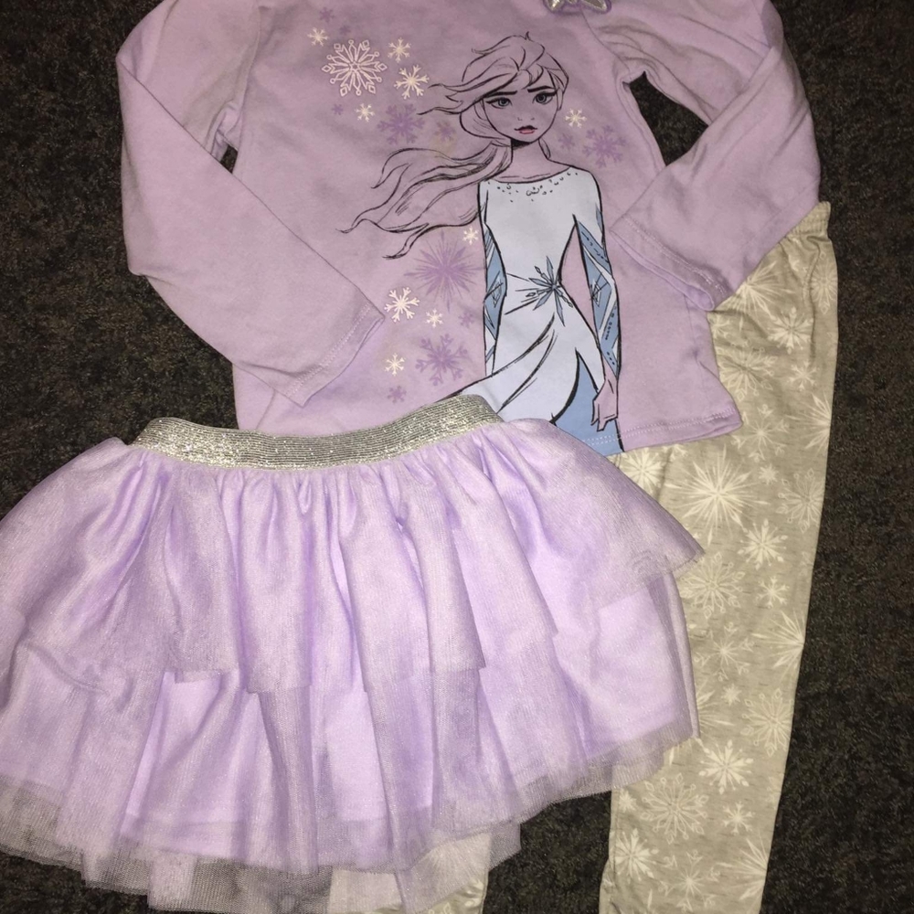 4 piece outfit!